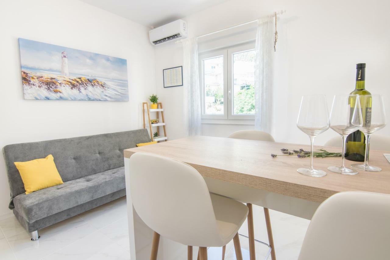Apartment Holiday มาคาร์สกา ภายนอก รูปภาพ